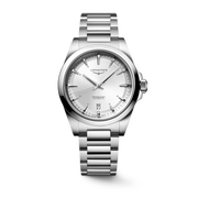 Quadrante nero del Tag Heuer Pilot Chronograph Quartz 42 mm con indici luminosi, funzione cronografo e datario a finestrella